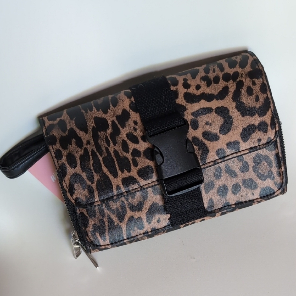 Wet Seal Brown and Black Leopard Print Clutch